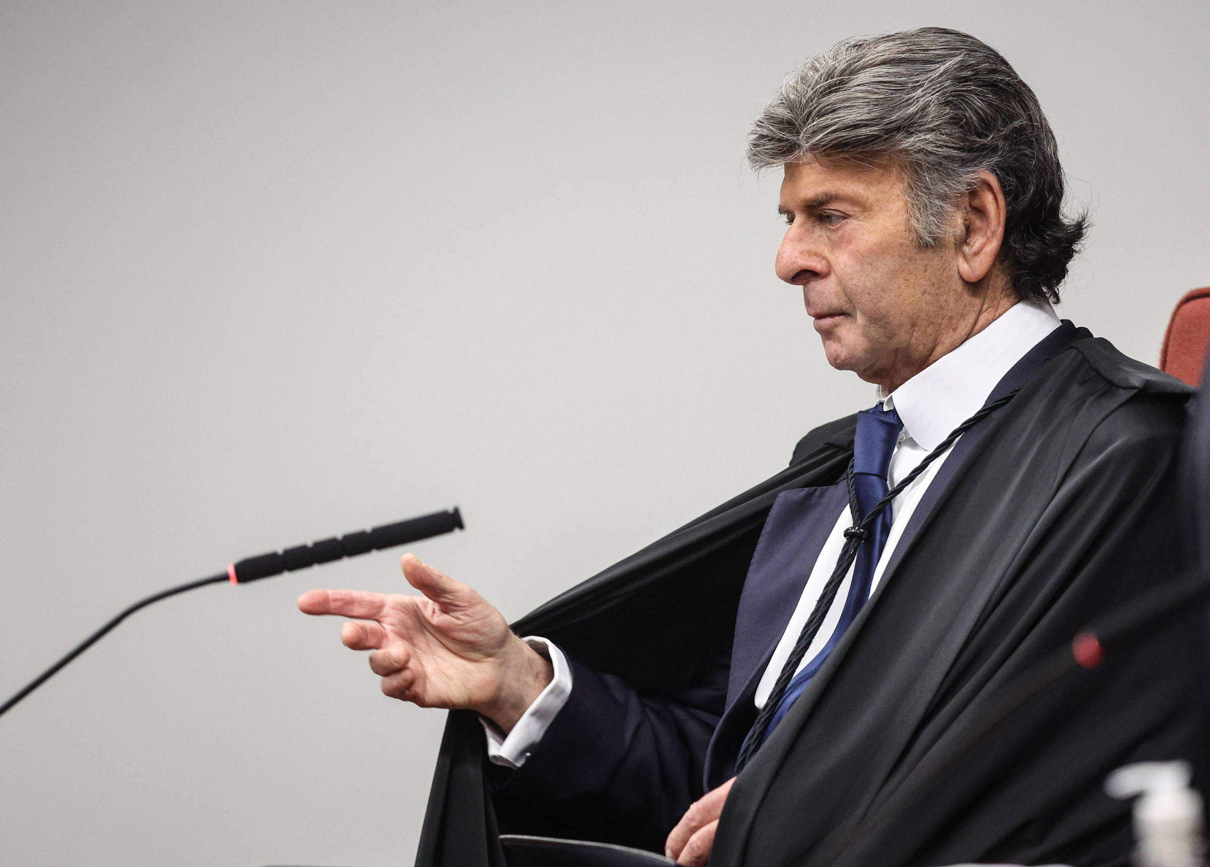 Luiz Fux é o centro das atenções nas redes sociais após voto no STF