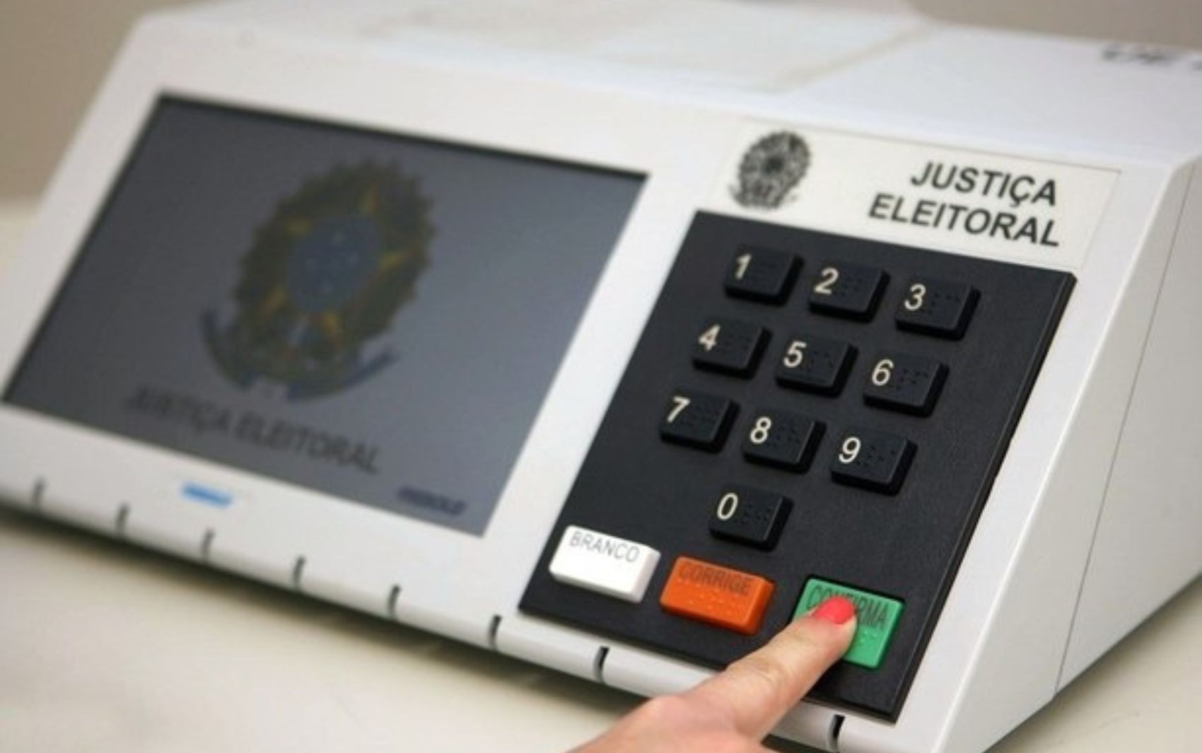 Veja as regras aprovadas pelo TSE para uso de IA durante a campanha